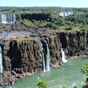 iguazu-falls-1490835_1280